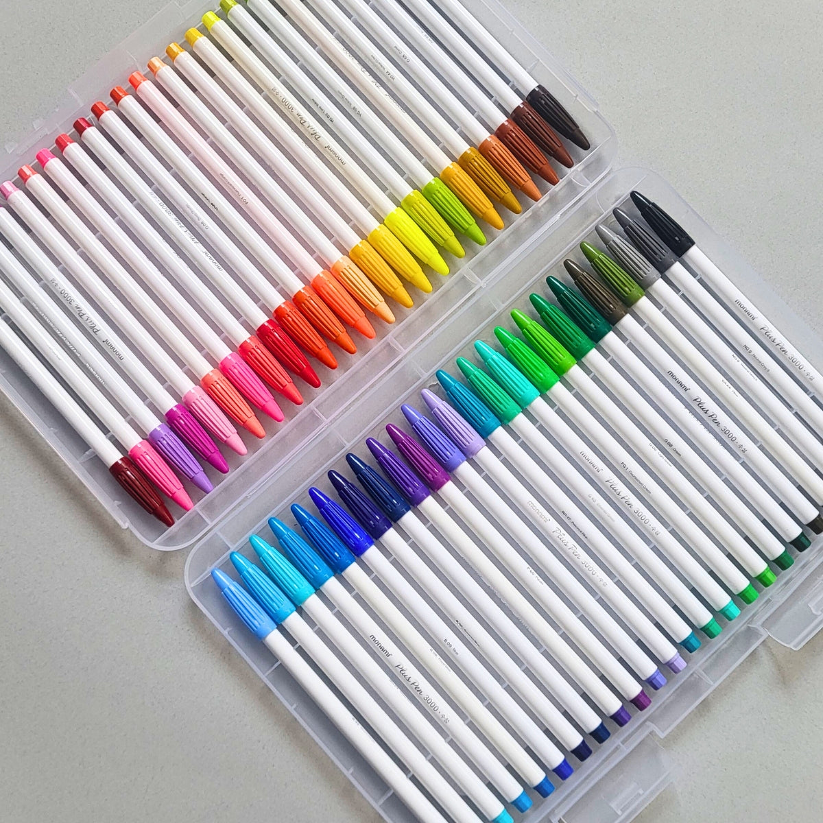 Pluma fineliner Plus Pen 3000, set de 48 piezas